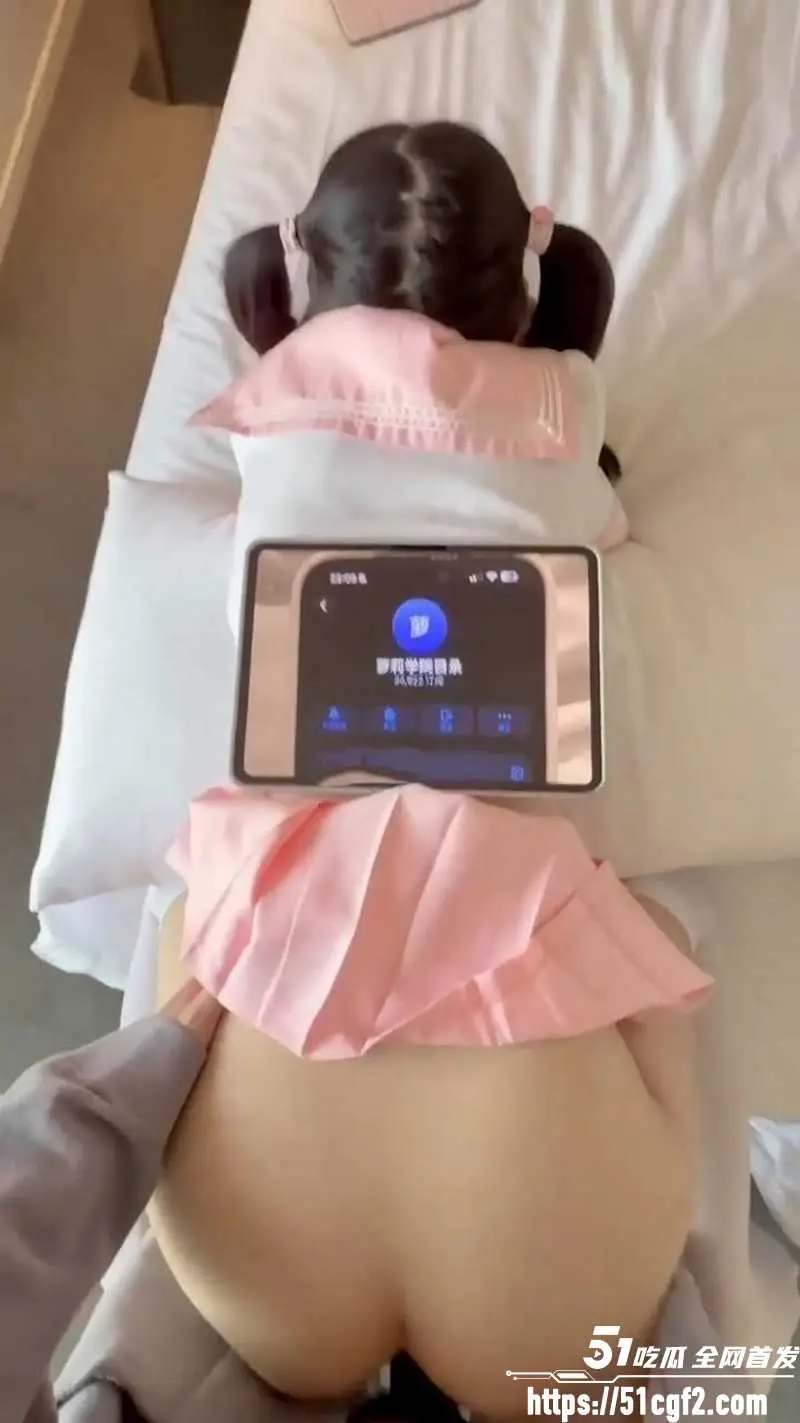 专约极品少女 小远ovo 第十二期 镜子前跪坐口交 化马尾为缰绳后入式深顶猛操 图2