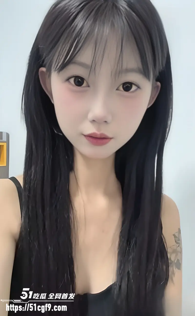 抖音附近的人约炮清纯嫩妹 浴室激情做爱 嫩穴紧到极致 打桩猛操妹子直呼受不了! 图2