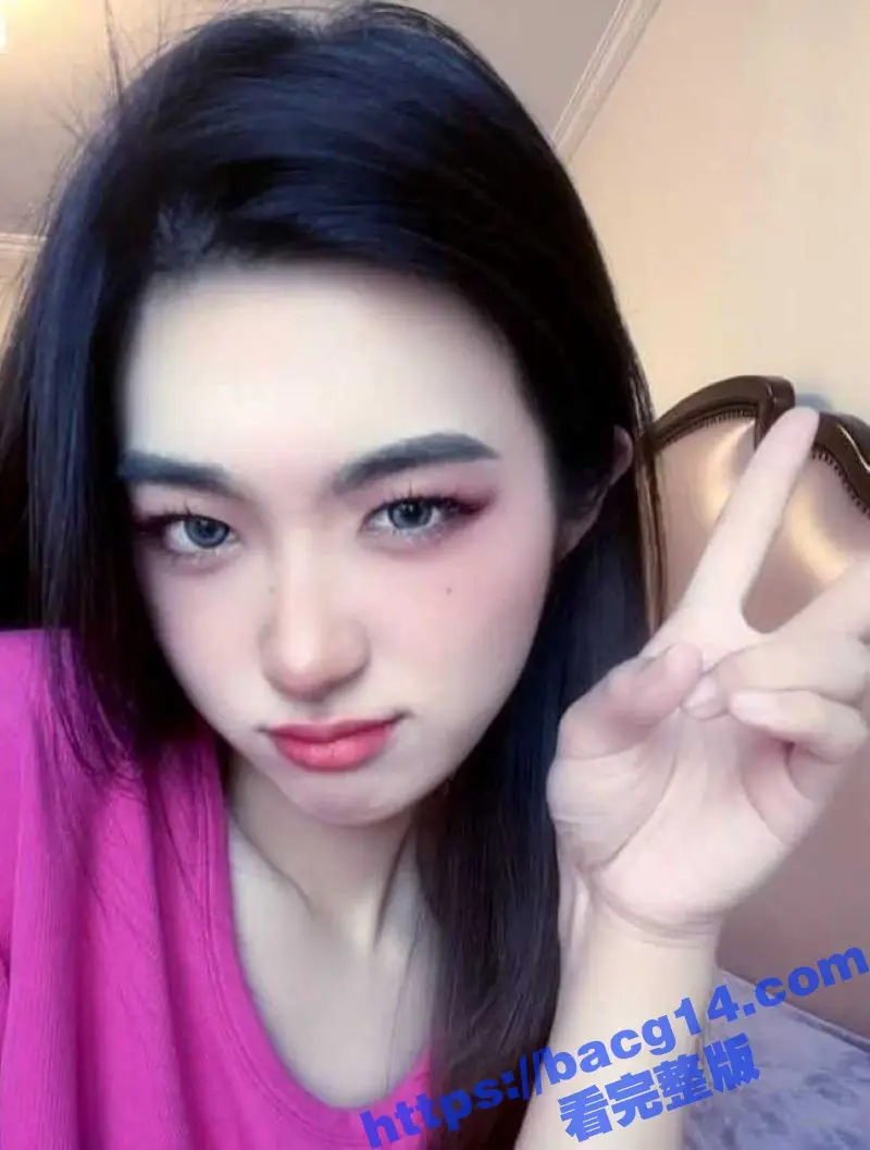 安徽省凤山中学老师 李雯 被金主调教视频流出 高冷御姐镜头前跪地舔屌 化身金主的泄欲母狗! 图1