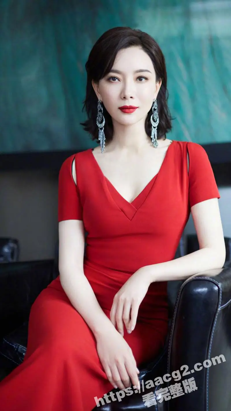 娱乐圈演员 陈数 深夜酒店约会年轻小鲜肉被拍 流出其不雅视频在网上疯传引发热议! 图5