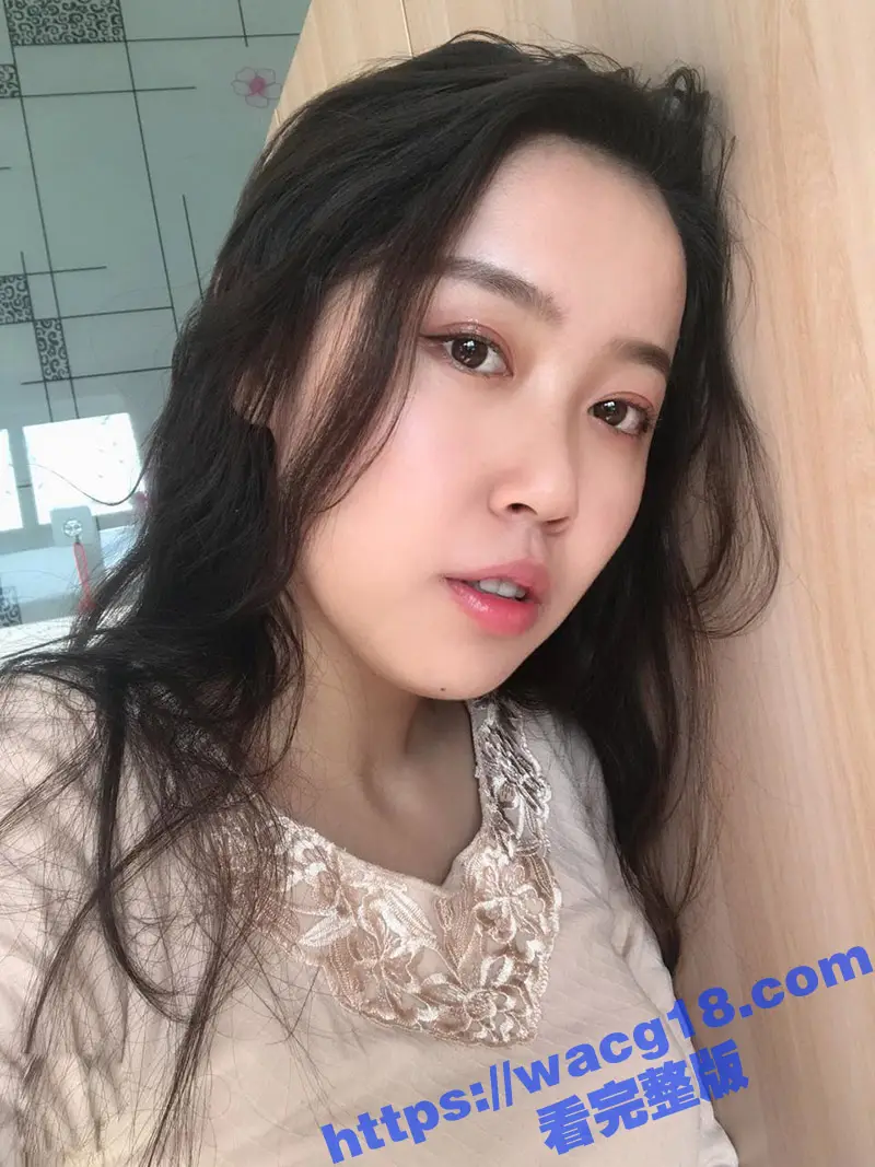 珠海科技公司朱丽丽 高颜值翘臀美女设计师 和男友长期异地恋 和男同事约炮劈腿 做爱视频被流出 图1