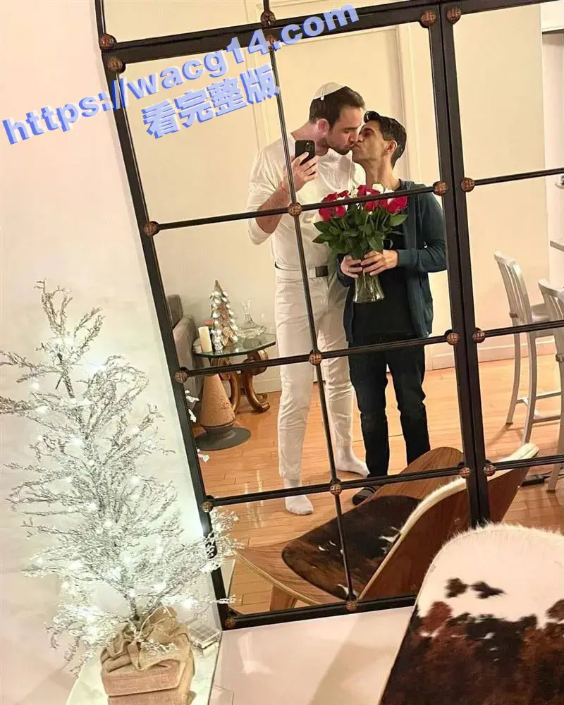 新版还珠格格 男主班杰明堕落AV界!上演同性三人大战!如此劲爆反差超乎想象!全网疯求! 图11