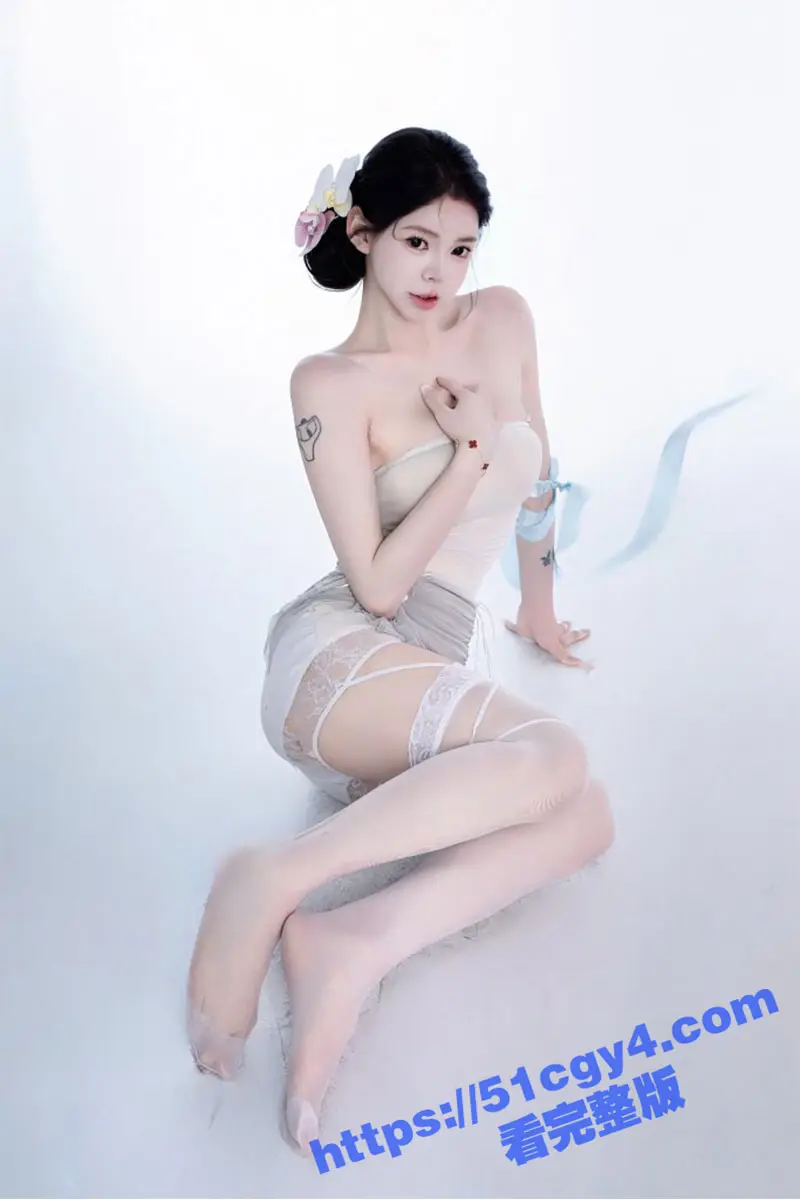 哈尔滨极品Ts 潘宁 细腰长腿大奶子小美妖美拍合集 边爆菊边撸管骚贱至极! 图12