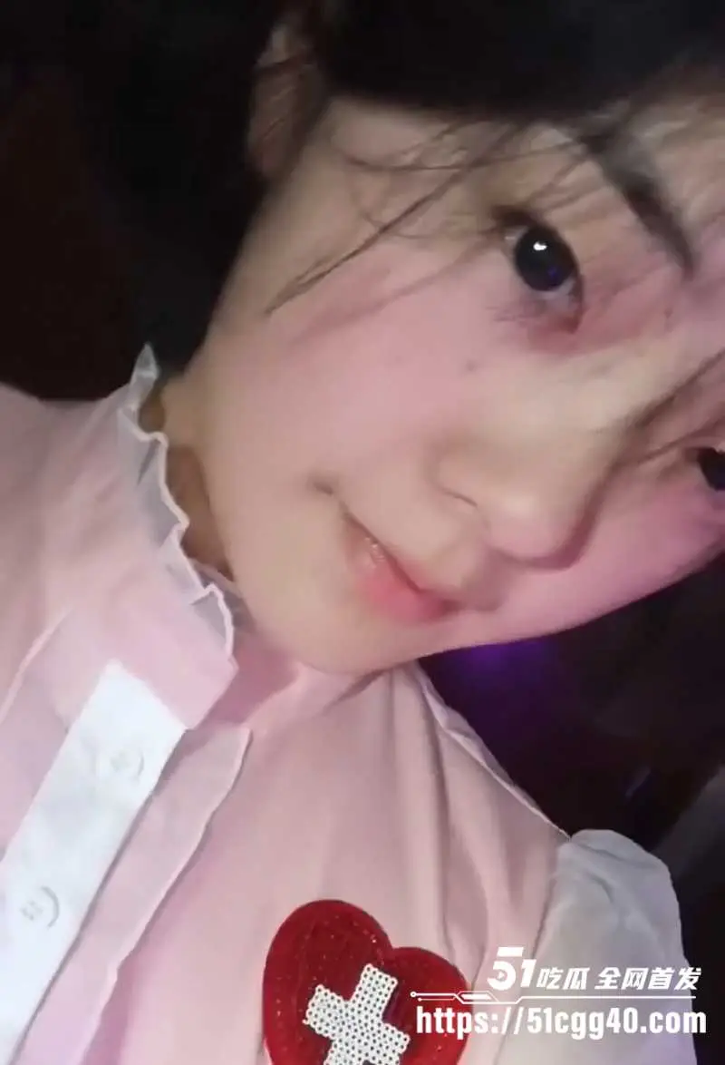 山东爆奶骚妹 陈洛 裸聊淫片流出 极品炮架独守空闺 变身网恋猎手发骚捞金 揉奶扣逼道具自慰 哭腔淫叫直戳心窝! 图1