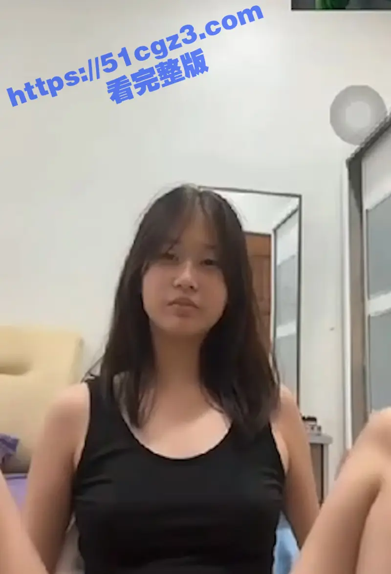 马来西亚IG网红 Jcbb 高颜值小骚货淫骚自慰私拍流出 水嫩蜜穴被大屌无套抽插 大奶上下晃动 淫叫不止 图1