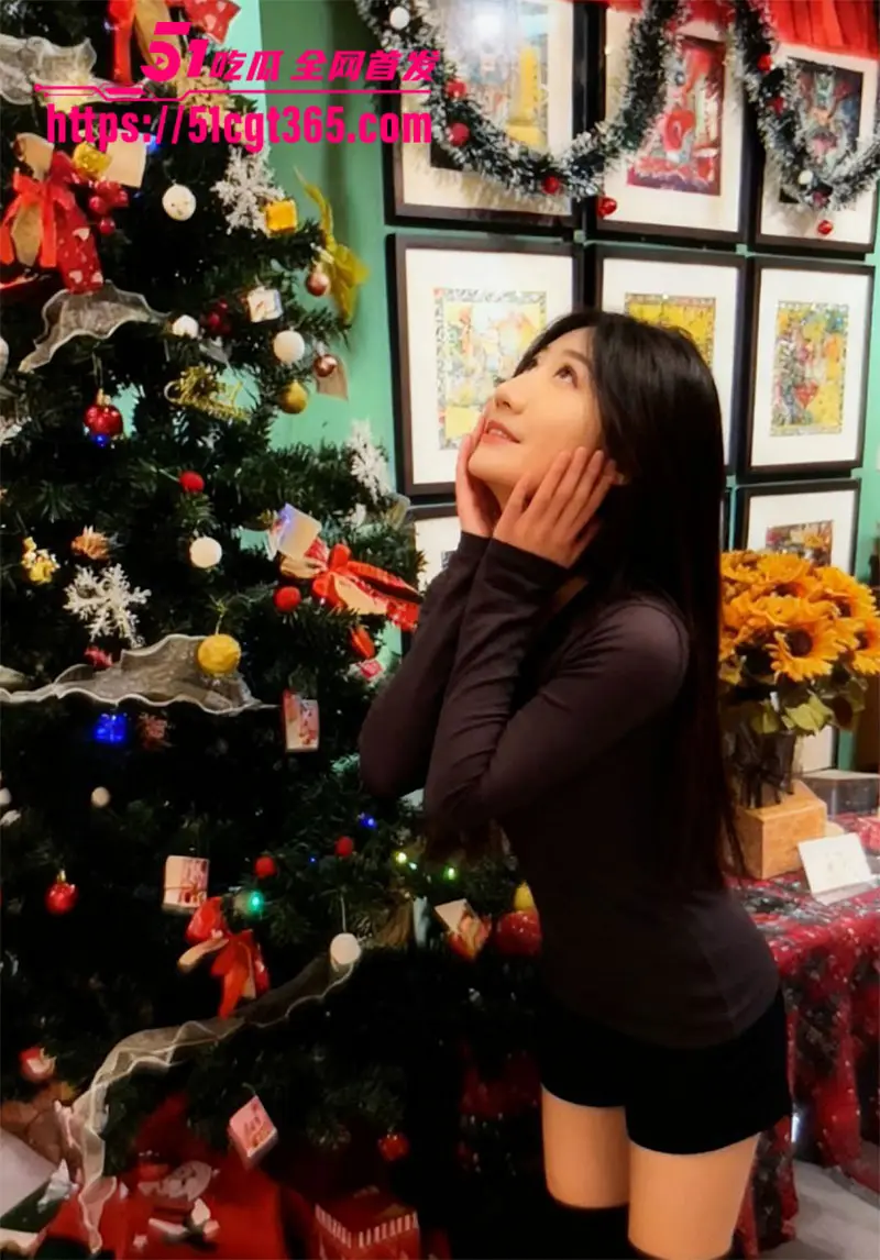 河南南阳极品女神 王明妍 被渣男曝光私密视频 洗澡自拍性感撩人 抠逼自慰SM捆绑调教 反差感拉满！ 图5