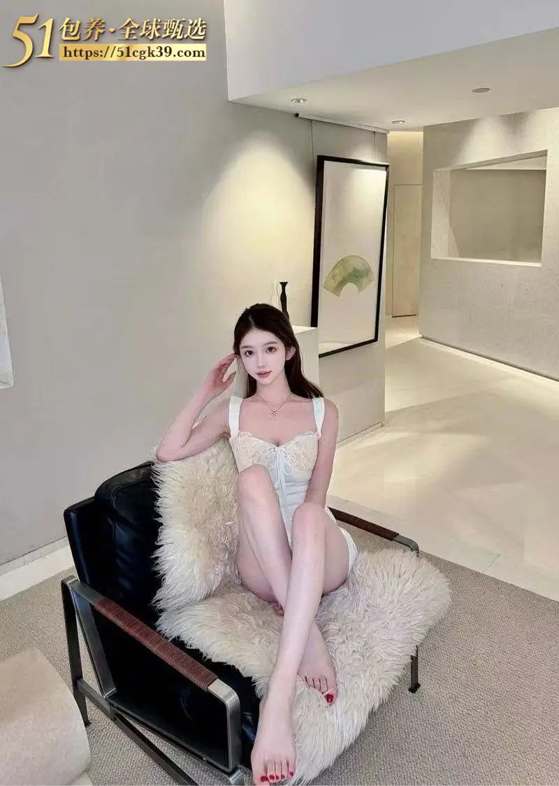 51包养 高端外围 | W1BJ091004 北京 微博达人 皮肤白皙 清纯甜美 质量保真 假一罚十 图1