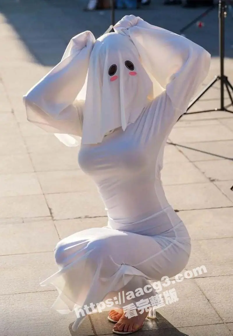 抖音COS幽灵娘爆火出圈 这身材简直是极品 一对傲人巨乳每次看都忍不住屏住呼吸 图6