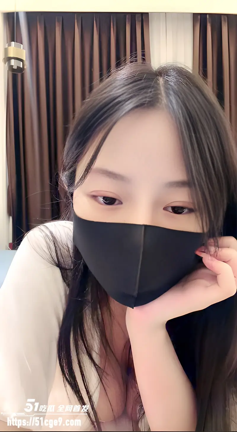 气质女神 03少女糖宝 下海卖淫 深喉口交精液灌满口腔 自慰玩穴体验痉挛高潮 图1