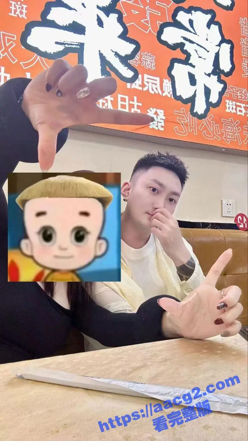 合肥银泰LV女销售被原配抓奸!现场互撕实拍 原配曝光小三性爱视图 淫语对白叫爸爸 全程高能! 图25
