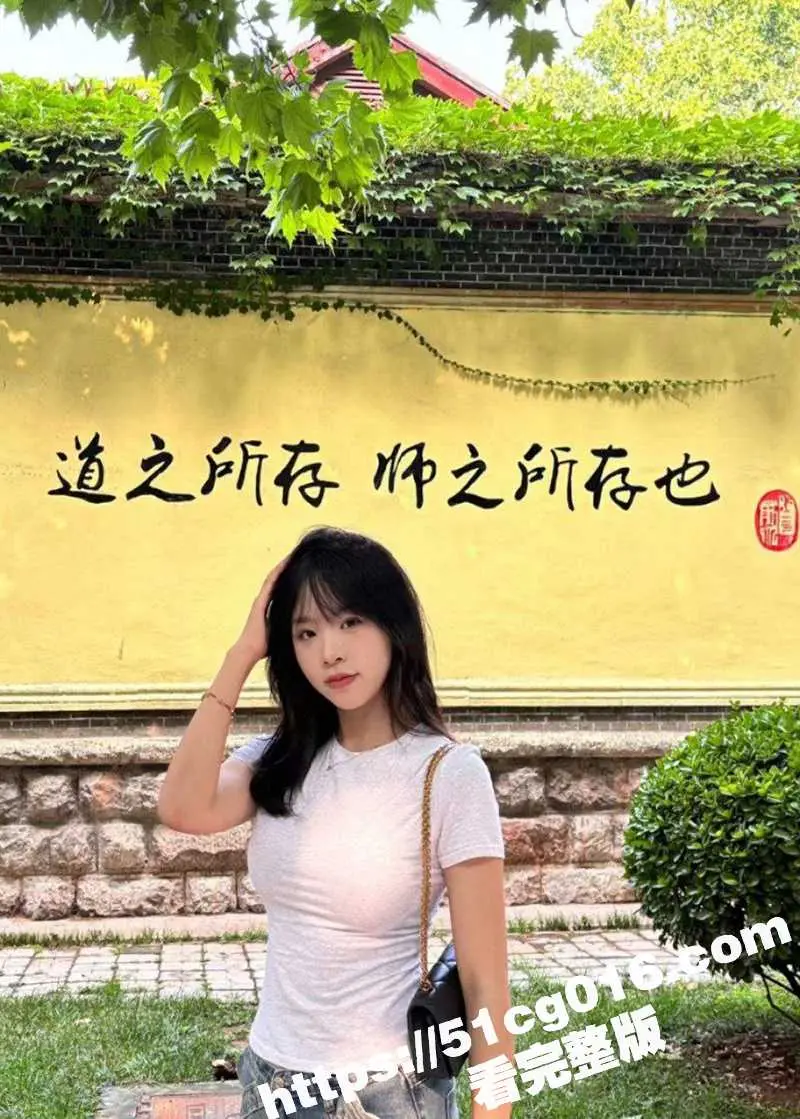 曲阜师范大学音乐学院大三学生妹 李欣茹 宿舍骚拍 外表清纯学生妹掰开小菊花等着爸爸们插入! 图4