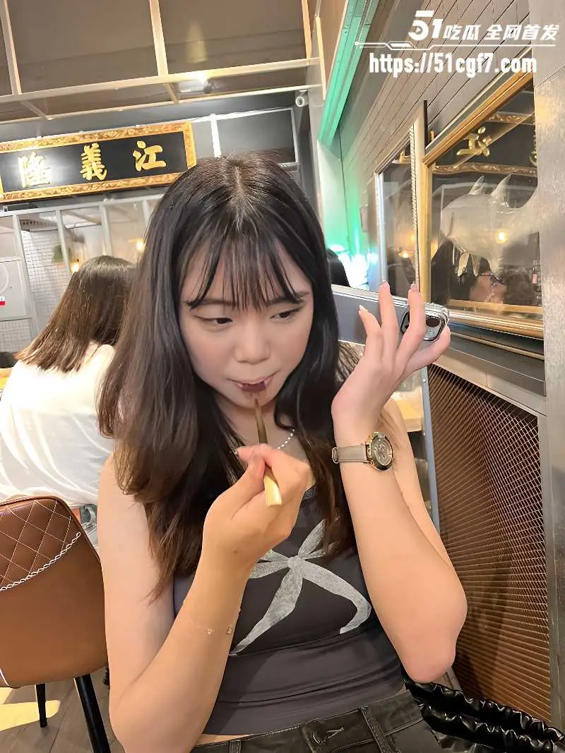 台湾科技大学 思妍 被舍友偷看手机 将和男友性爱视频 匿名发布校园群! 图2