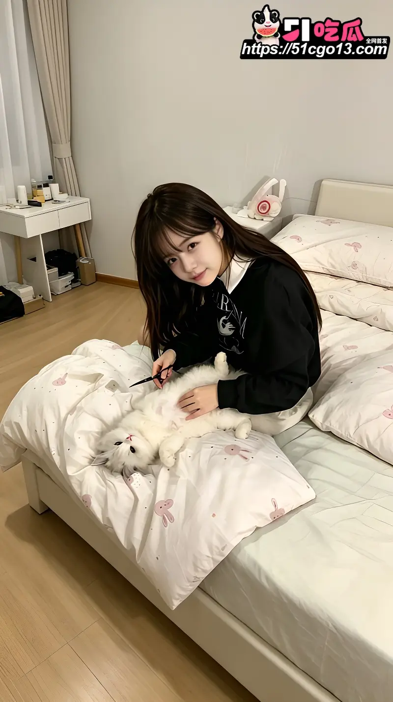 杭州高颜值学妹 小琦 性爱视频惨遭泄密 美乳高耸勾魂摄魄 白虎骚穴打桩狂操 骚态尽显! 图2