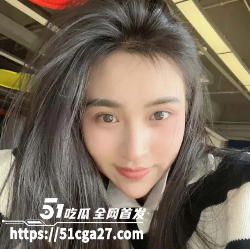 南航机长李煜众捅伤4人后跳楼身亡 考核报告曝光内情 妻子发声被限流 真相究竟是什么？ 图28
