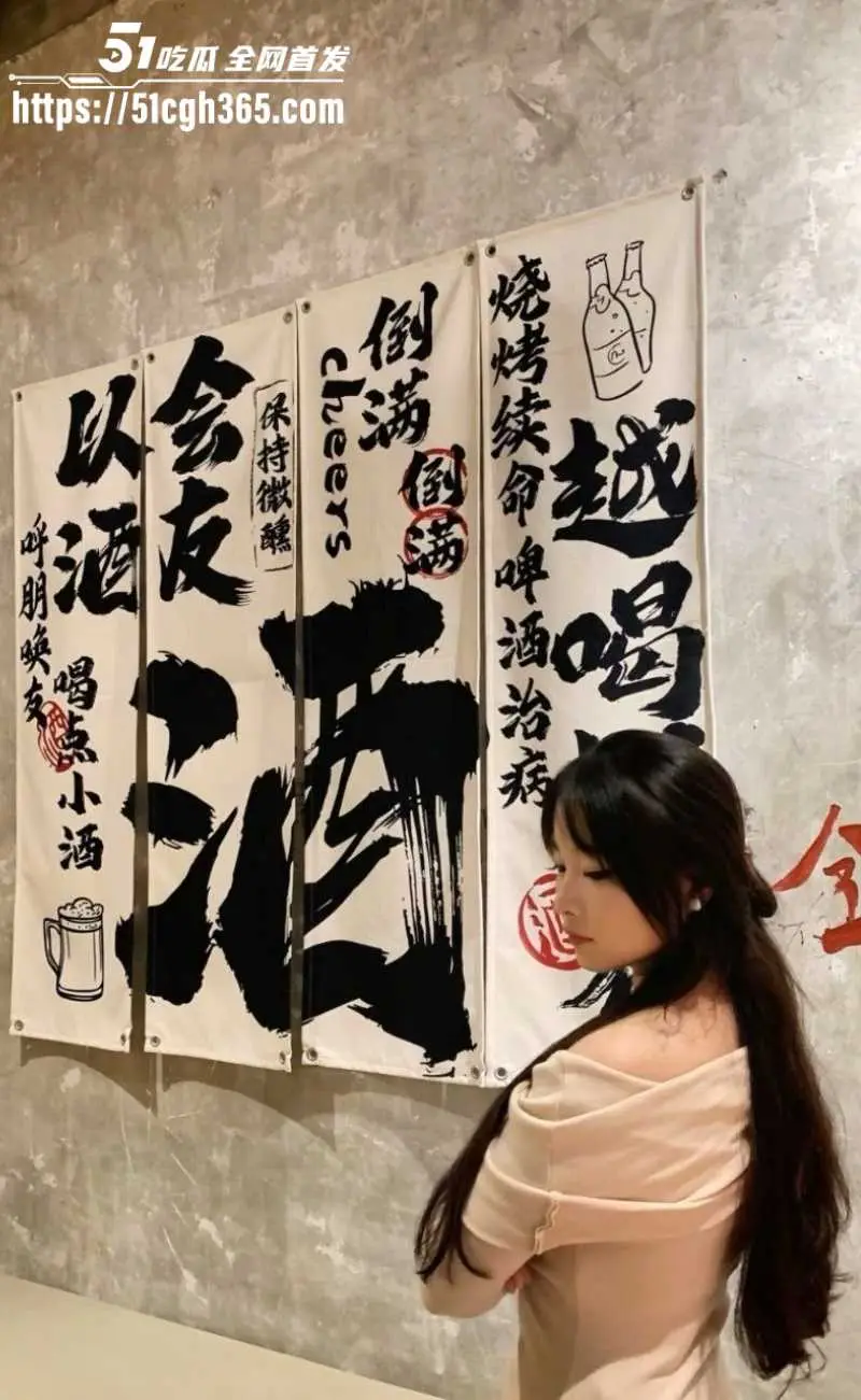 烟台大学清纯学生妹 被捆绑滴蜡调教视频曝光 男友无套猛操中出 内射特写十分诱人! 图2