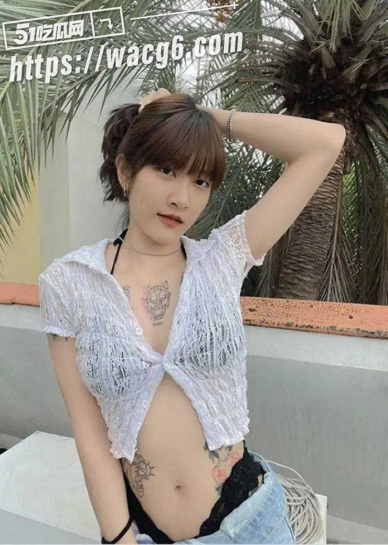 OnlyFans泰国知名极品潮妹 诺伊 献出高清合集大放送 自慰啪啪口爆吞精应有尽有! 图6
