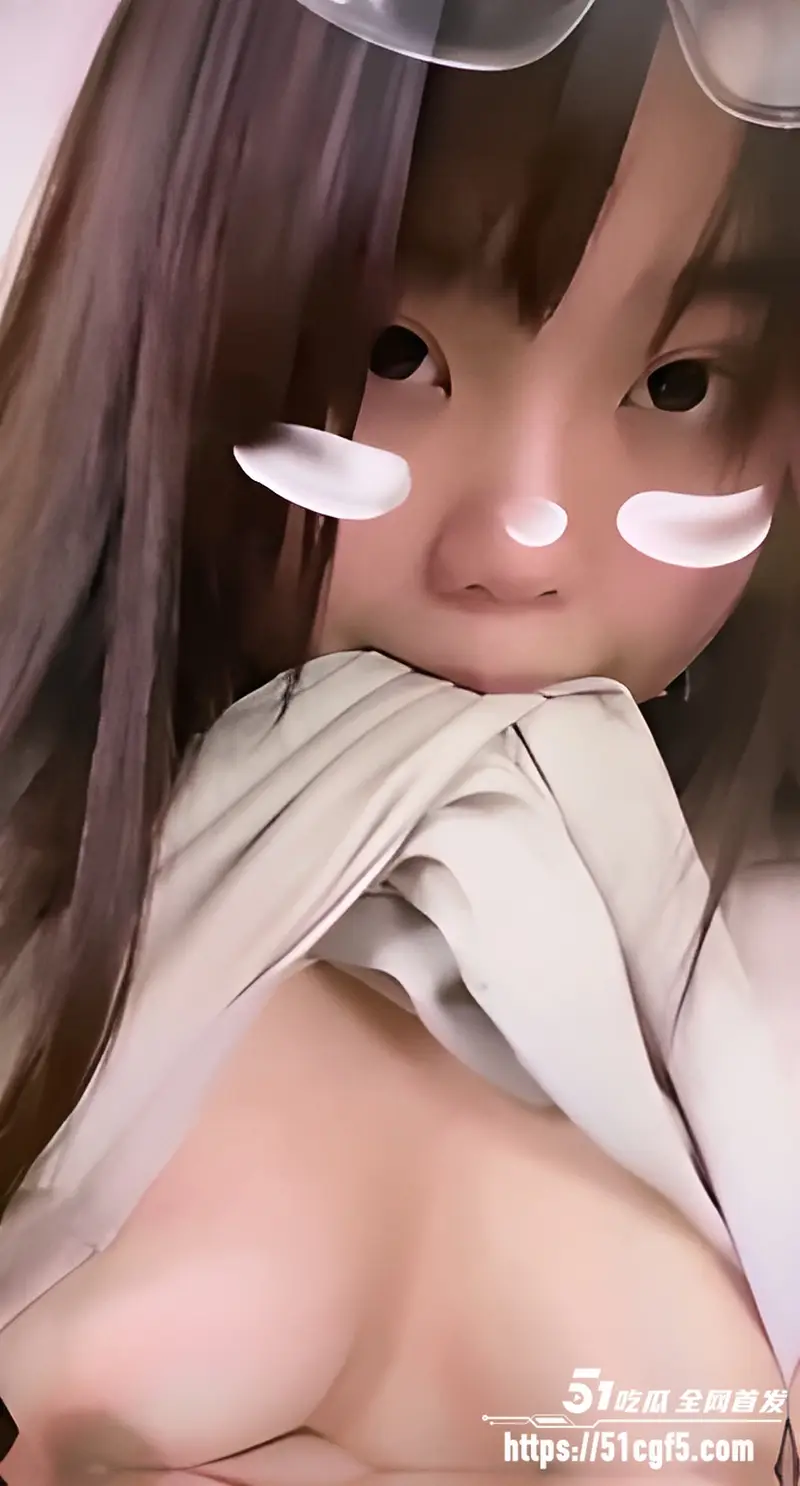 兰杨女中 陈昱璇 裸聊自拍 木瓜巨乳揉捏发骚 抠逼自慰尽显浪荡 图6