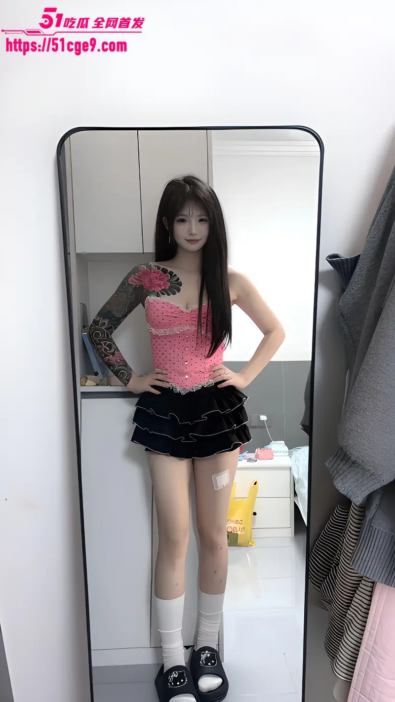 花臂精神小妹 抖音约炮视频泄密 巧舌如簧口技超群 叫床甜腻情绪价值顶满! 图2