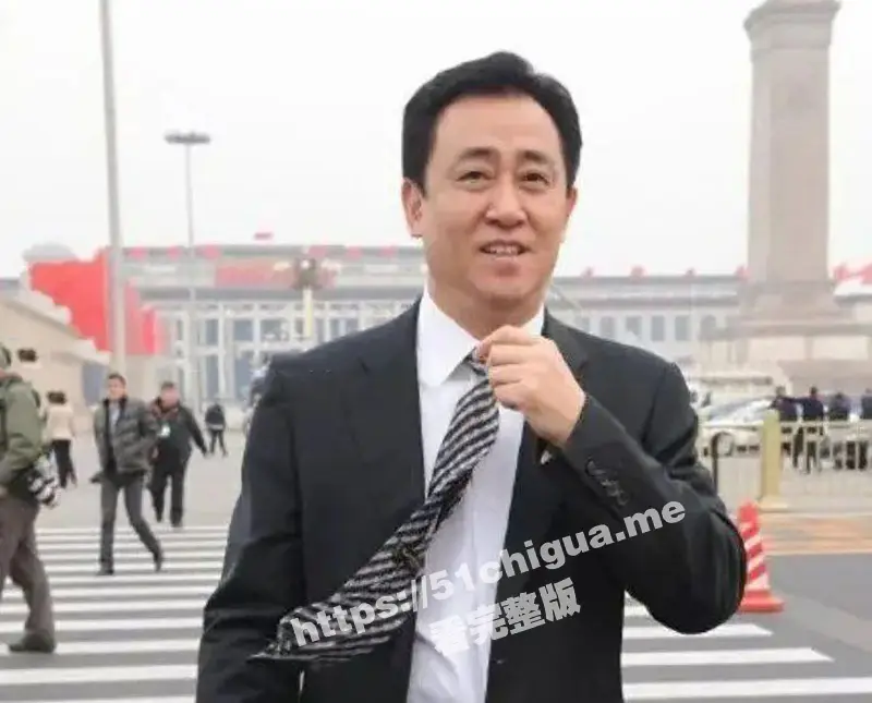 中国恒大“自救”功败垂成之际 许家印 与妻子离婚转移资产 因涉嫌违法犯罪 已被依法采取强制措施! 图1