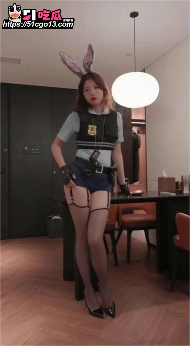 绿帽淫妻 ayababy520 剧情佳作 兔女郎秘书沦为老板专属玩物 危险日中出上演职场NTR 图2