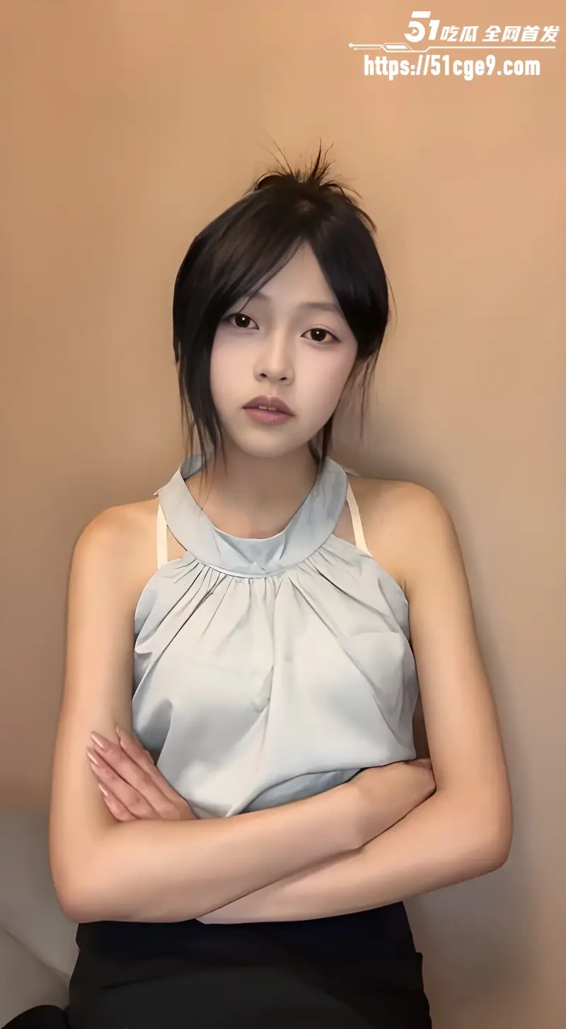 抖S女神 尤尤 直播第一视角 丝足羞辱调教 全程粗口淫语 脚底特写贱狗愿者上贡 图1