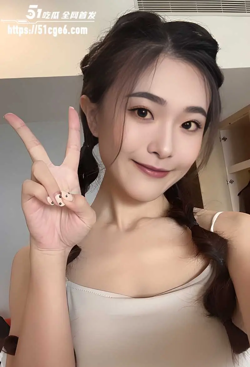 可爱大学生约炮私拍流出 全程露脸乳推深喉 撅着翘臀被后入猛操 淫贱发差又软又媚 图3