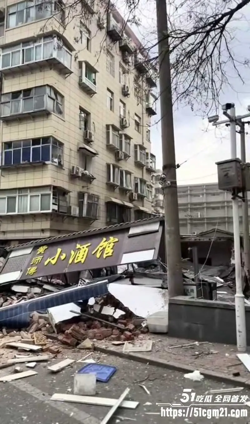 山东济南 小酒馆突发爆炸 巨响震动2公里引发全城恐慌 煤气罐事故现场惨烈 图1