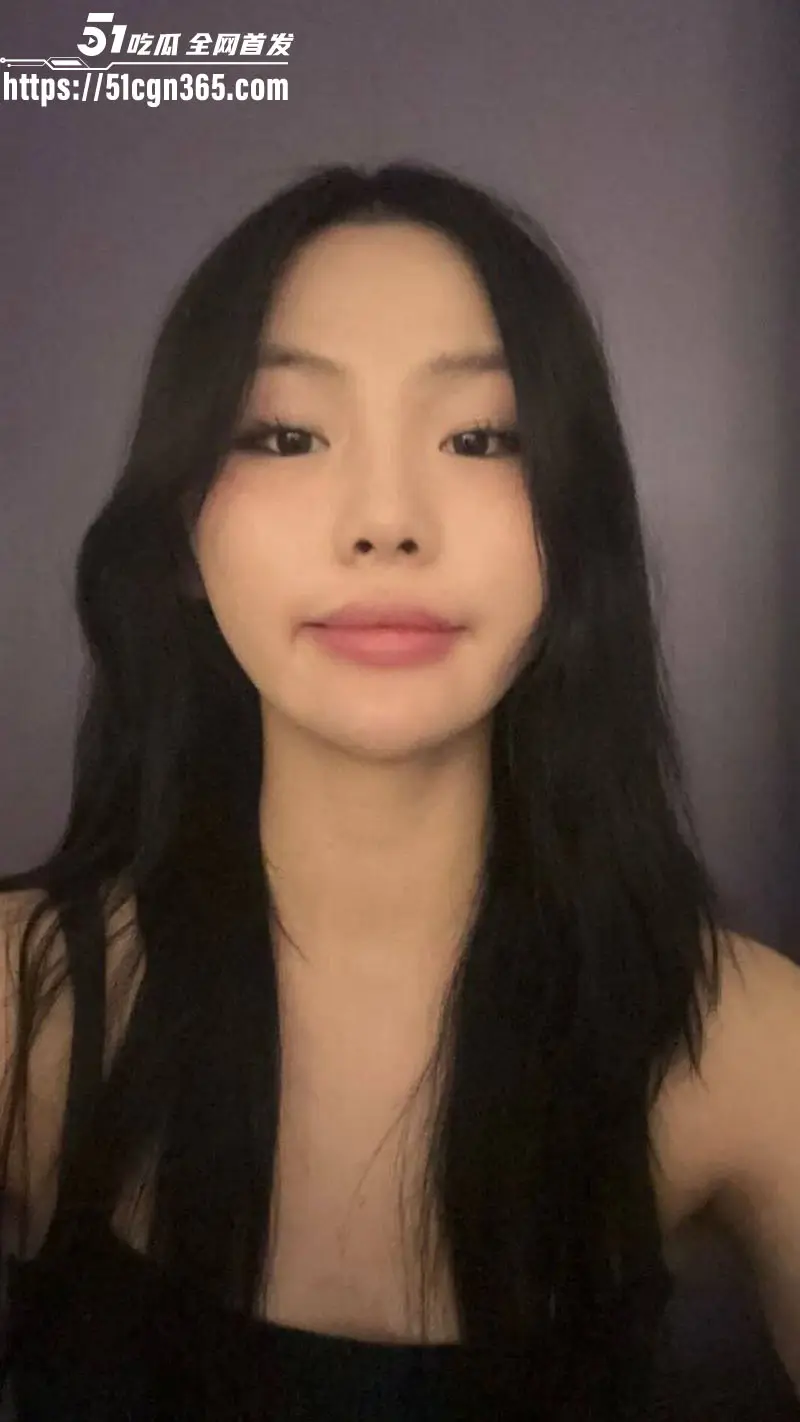 美国女留学生 刘思盈 私拍视频流出 极品蜜桃臀诱惑撩人 鸡巴后入狂插骚逼！ 图2