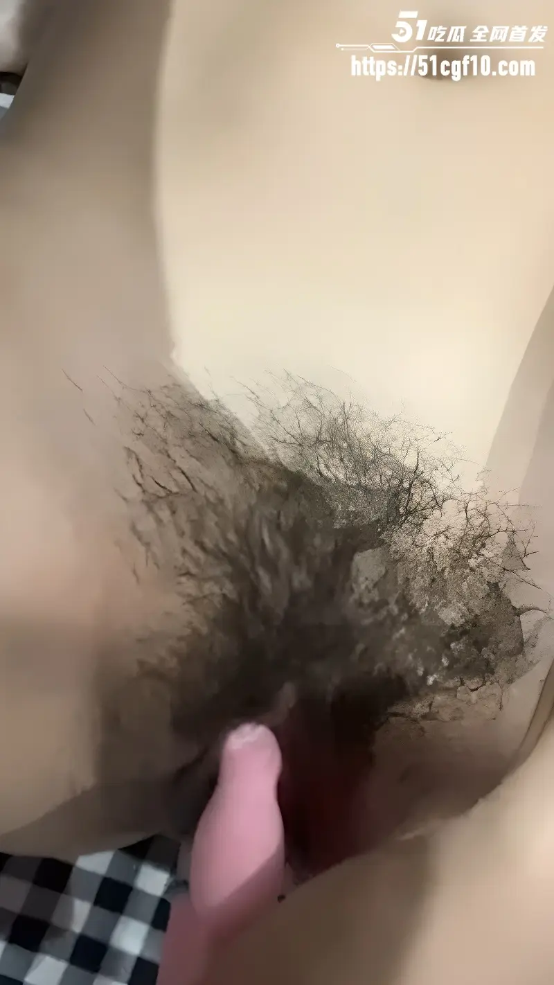 重庆女教练 秦浠雨 1v1裸聊视频 丰满硕乳软弹欲滴 道具玩穴性欲强到停不下来! 图7