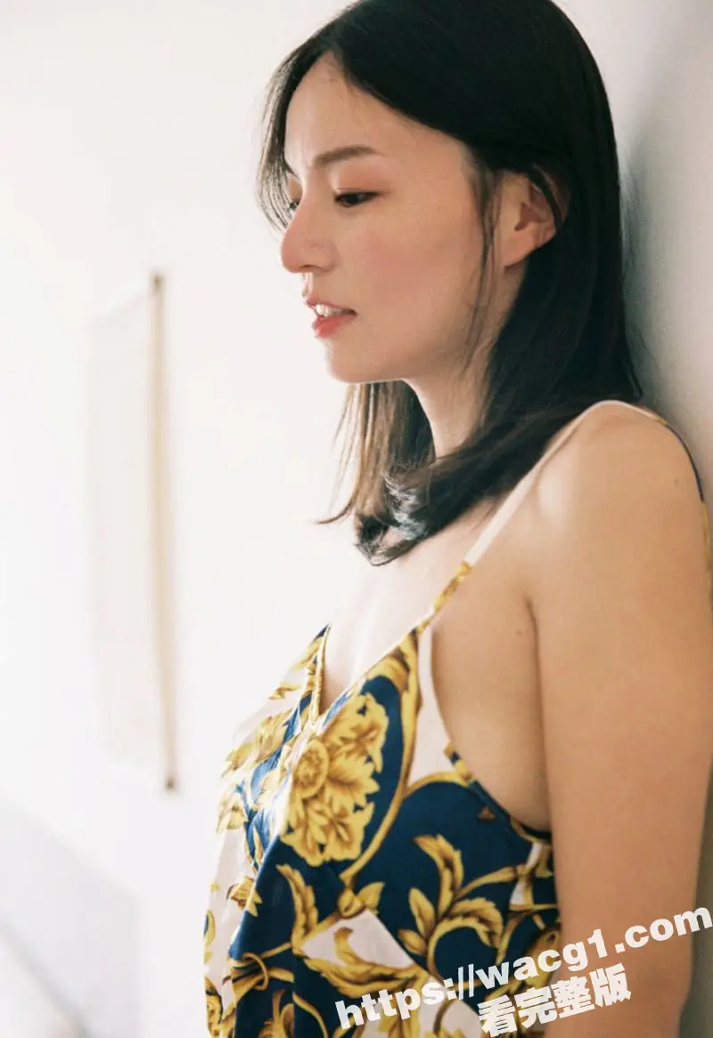 B站 发发儿 发发爱健身 打造巨乳届巅峰一姐 练就好身材现场解说情趣套装细节 以身试装! 图1