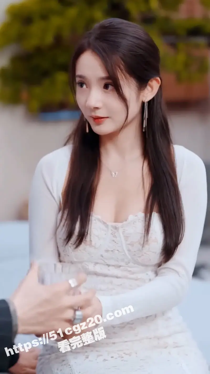 每日短剧《北斗之尊》入赘豪门当保安 未婚妻嫌弃我身份低微 却不知我才是她最崇拜的龙皇! 图4