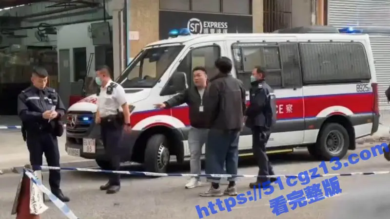 现实版古惑仔 香港元朗两男遭多人伏击围斩 其中一人身中多刀 黑帮之间的火拼现场完整视频流出! 图3