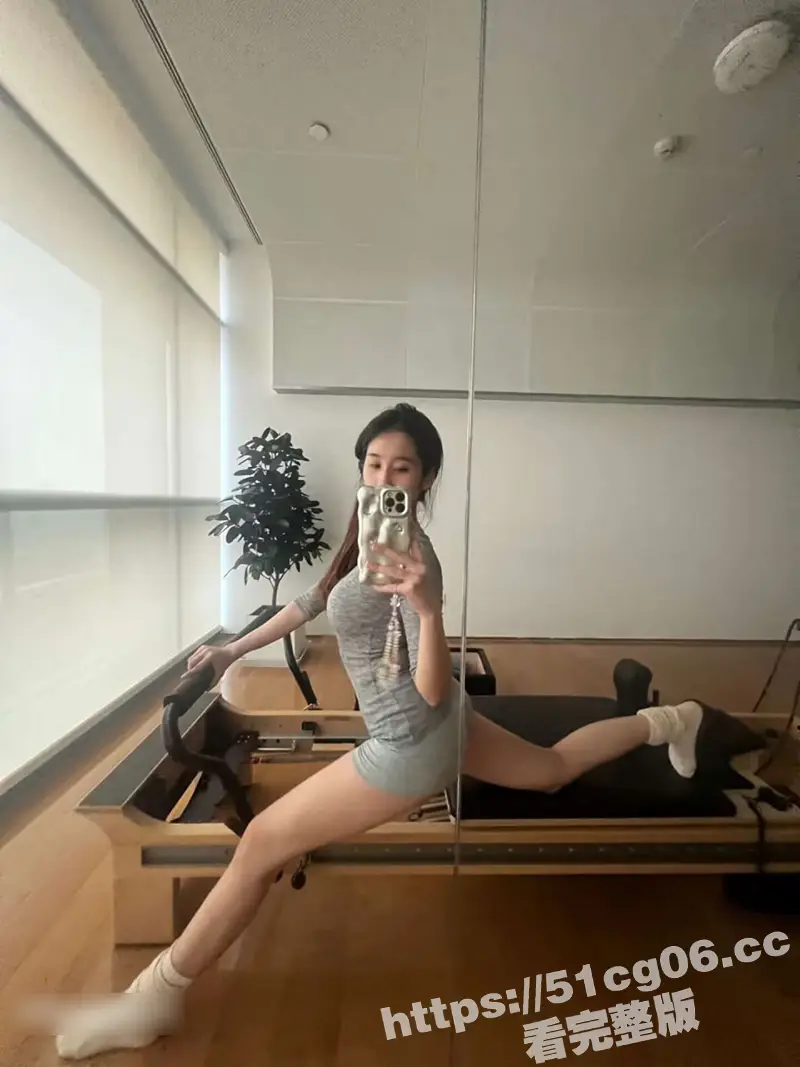 湖南长沙极品健身美女 与教练偷情做爱视频流出 常年健身就是为了男人更想操 插进去能更爽 图3