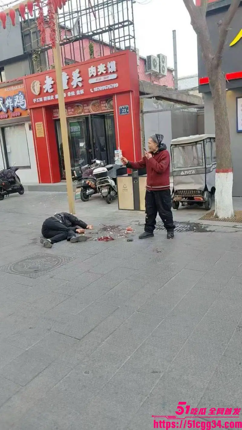 银川新华街朝阳巷命案!水果店为十几块税钱争吵一天 店主怒捅顾客当场死亡血流一地 事后主动自首! 图5