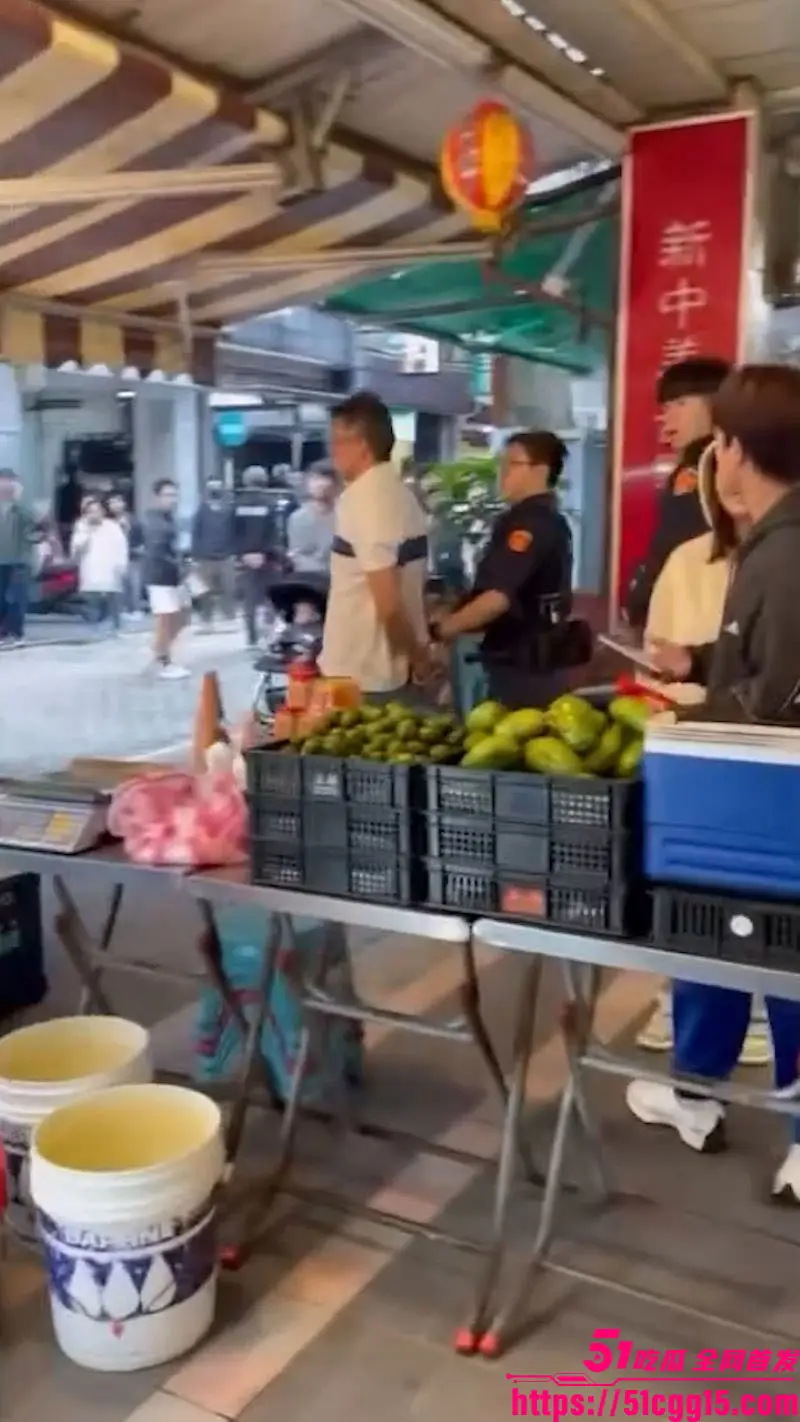 台北捷运惊魂!27岁通缉犯张文投烟雾弹随机砍人 酿3死6伤 从台北车站杀到中山诚品 围捕后跳楼身亡! 图3