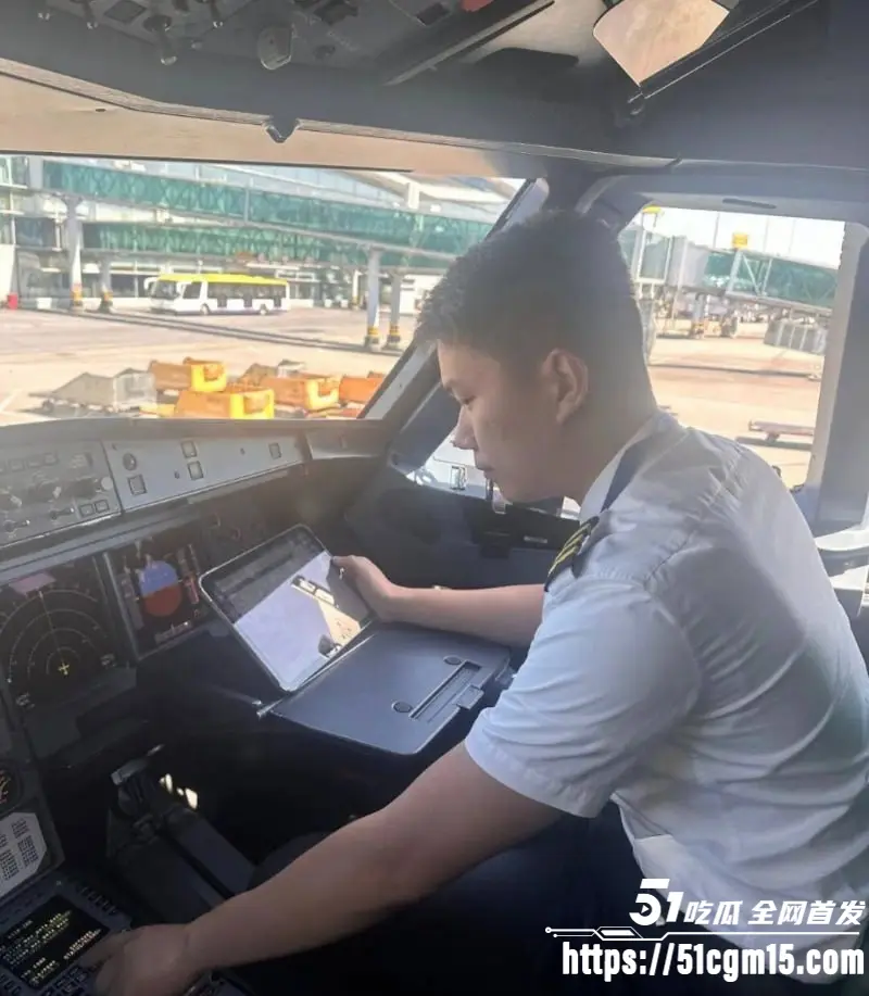 山西运城春航空少 李俊杰 婚内出轨空姐被抓现行 小三丈夫报复怒割生殖器 惨烈现场引发围观! 图5