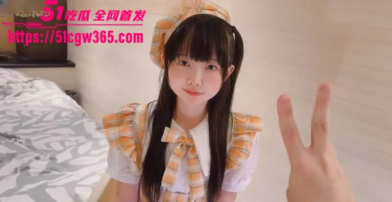 日本清纯萝莉 yurinslittlepeach 性爱新作 乖巧跪地卖力吞屌 胴体娇嫩诱人 堪称天生泄欲精盆！ 图1