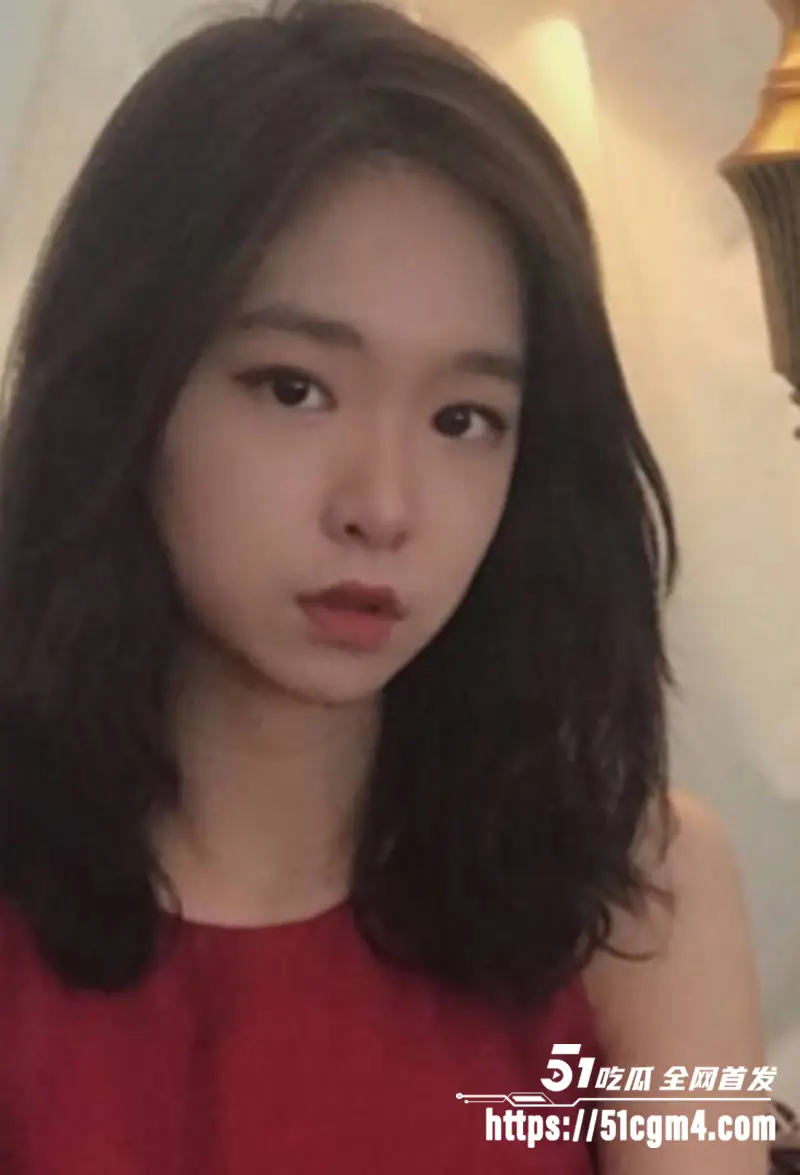 高颜纯欲美女情侣私拍流出 反差女神嫩逼多汁 被男友狂舔吸吮 无套后入猛怼高潮爽到腿软！ 图4