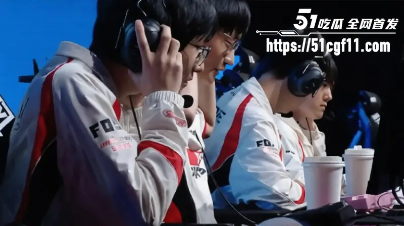 LPL第三赛段TES零封EDG 小天盲僧对位jiejie再拿MVP EDG不出金身上演葫芦娃救爷爷名场面 图2