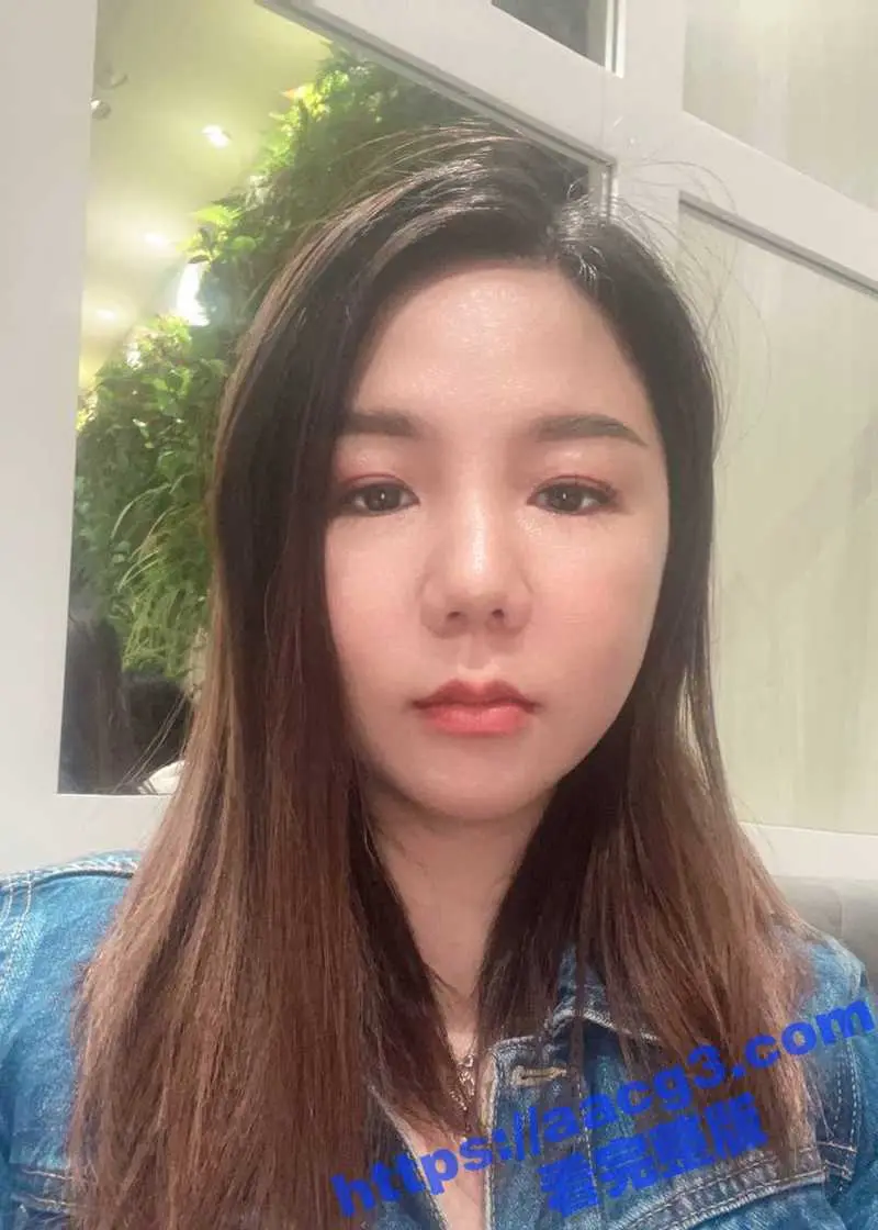 最淫乱骚货曝光 自爆多次出轨 与前夫炮友还有洋男人轮番交合 大尺度私拍流出 图2