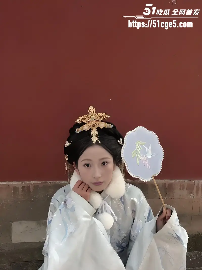 西安科技大学 张雅琪 性爱视频流出 圆润玉乳挺翘诱人 骑乘抽插模样风骚入骨! 图3