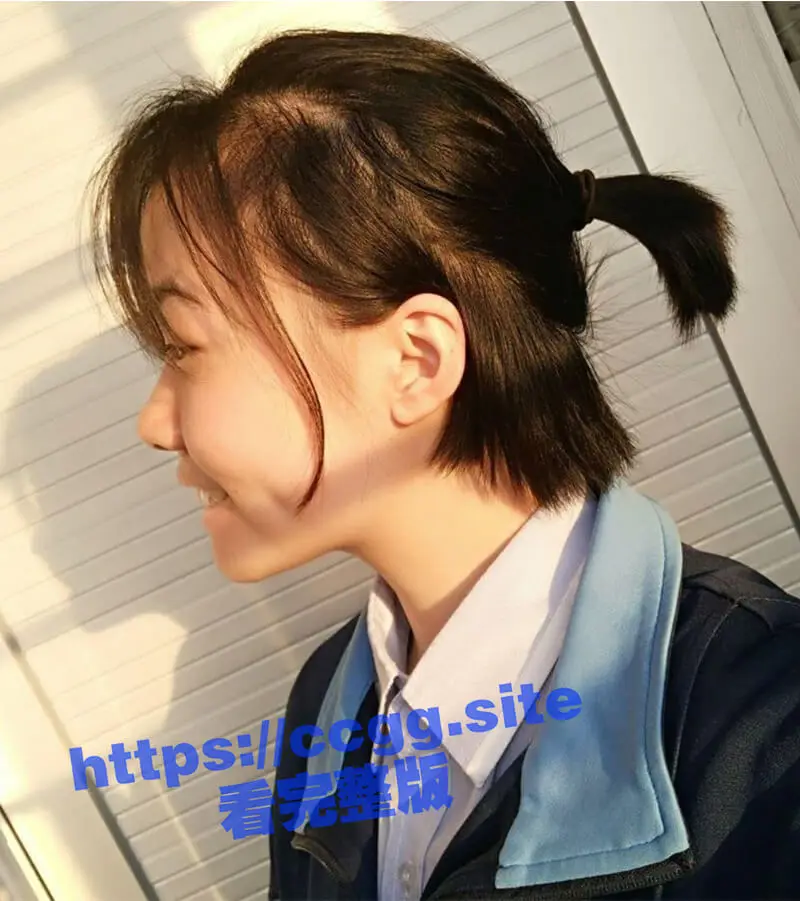 甘肃武威学生妹 曹旭旭 分手后被男友曝光 表面清纯性瘾超强的饥渴母狗！ 图1