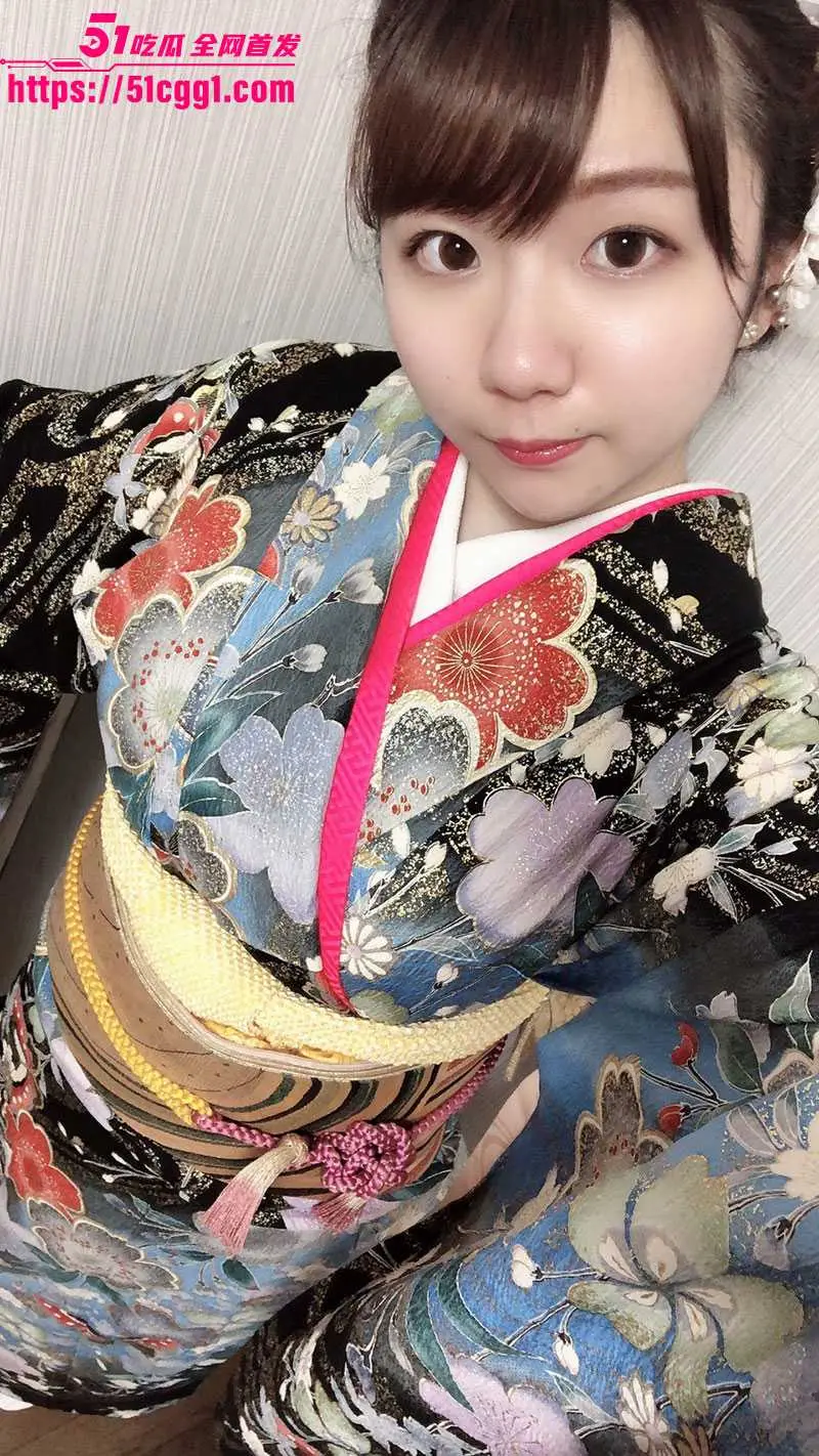 日本变态女职员公司储物间裸露私拍 清纯少女秒变淫荡母狗 巨乳肥臀高清记录! 图2