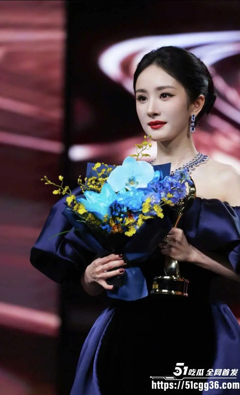 2026年微博之夜全网瞩目 全明星阵容齐聚多位女神 气妖艳质令无数粉丝为之疯狂! 图7