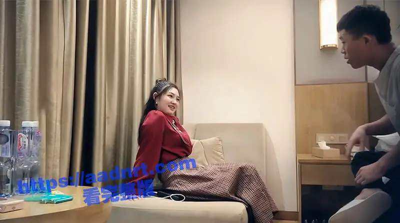 我下面有肌肉会收缩，极品女神罕见美乳又大有粉，鲍鱼干净粉嫩水多，外表清纯的反差婊 图1
