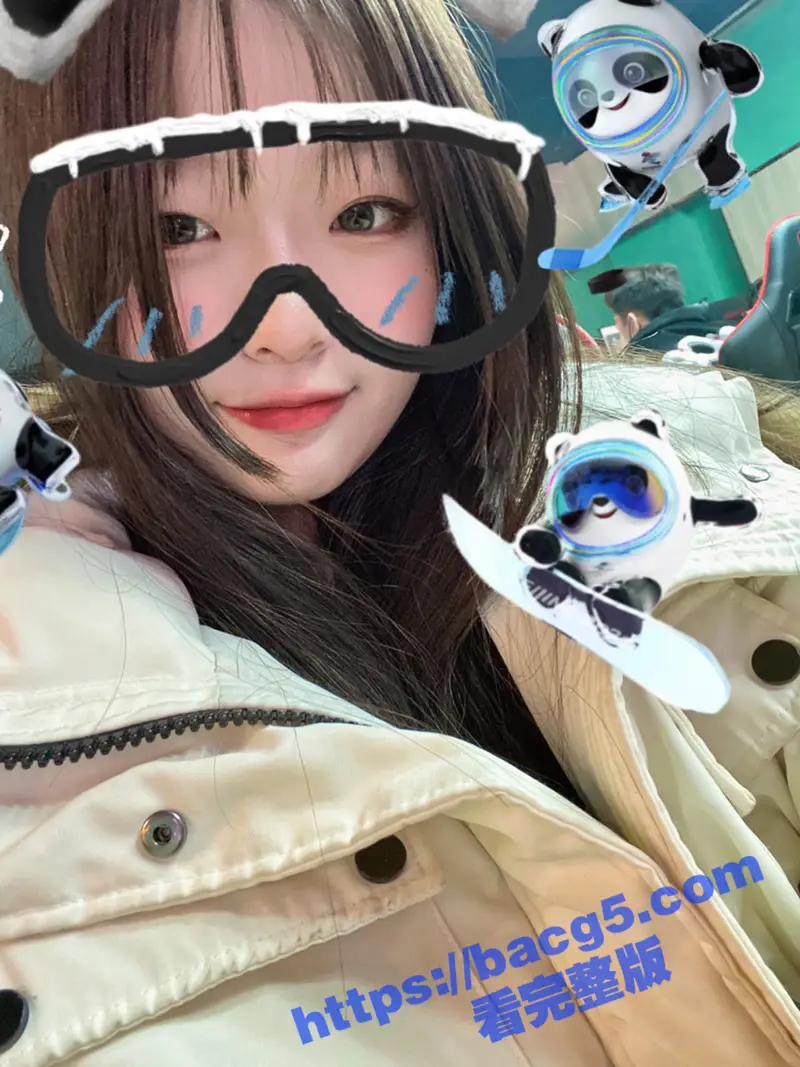 极品反差女大学生 塔塔 自爆调教视频 道具捆绑露出自慰 低贱爬行跪求吃鸡 母狗属性拉满 图3