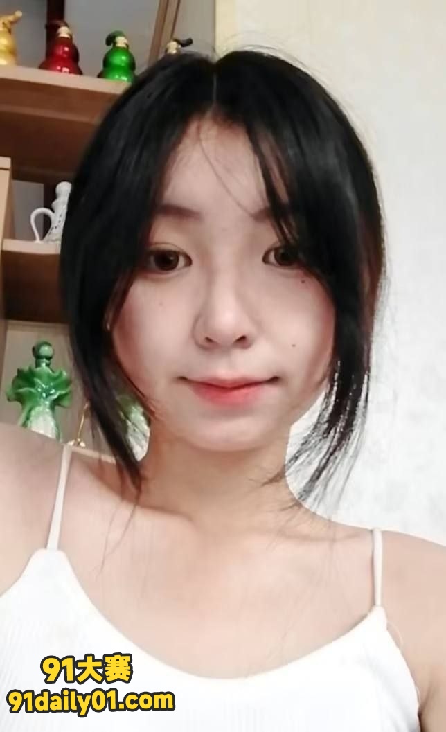 河北美术学院 高颜值纯欲学妹 张子怡 口交视频泄露 妥妥的反差婊！ 图2