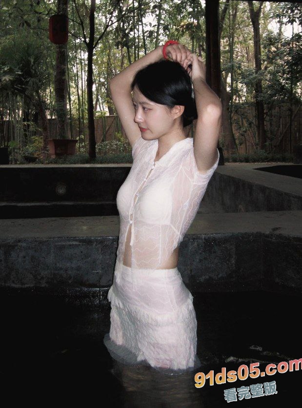 极品女神 户外温泉野战系列 清纯嫩妹被油腻男疯狂打桩 淫叫声隔壁都听到了！ 图9