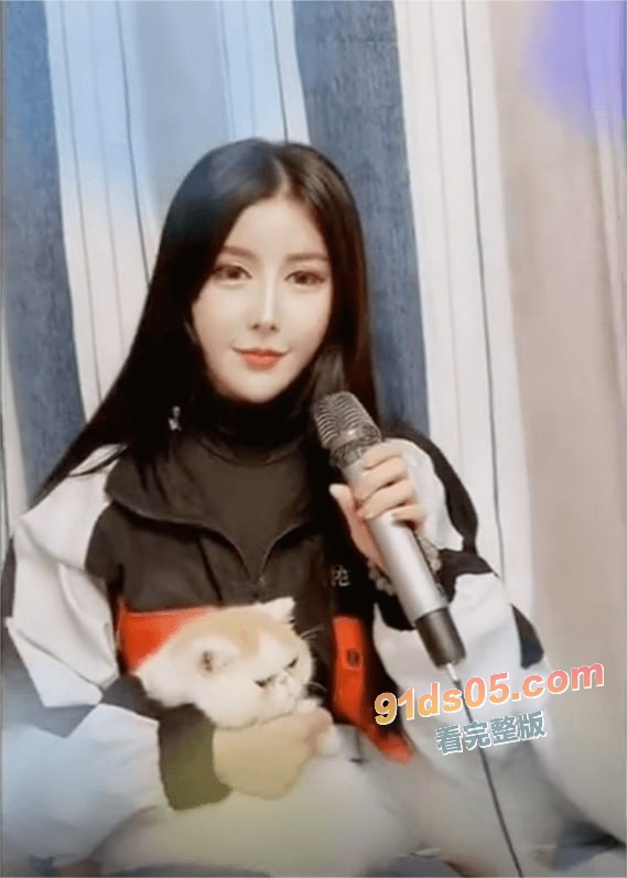 抖音161W粉丝女网红 猪小七跟金主爸爸的裸聊自慰视频曝光 ，后改名田雨馨sunny 图6