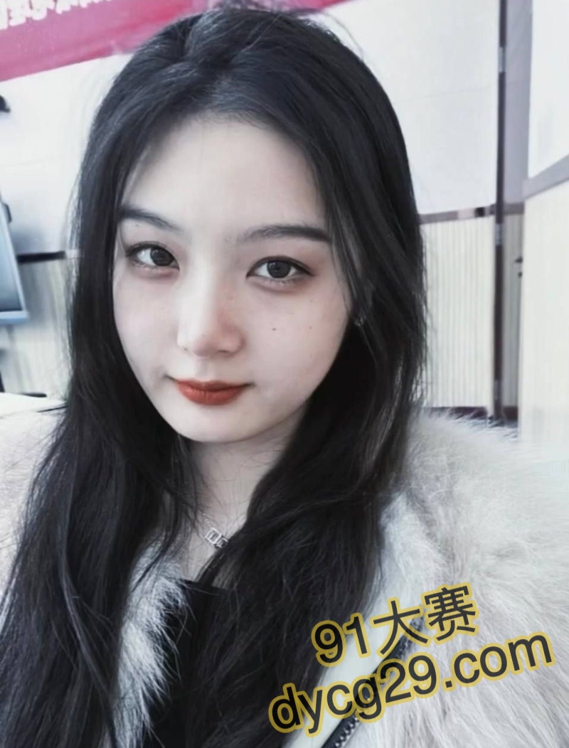 西藏职业技术学院林丹妮被男友拍摄做爱小视频分享至群聊 清纯人设翻车 图3